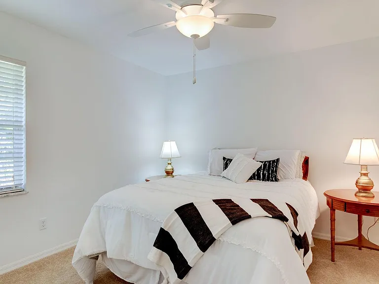 1361 Scroll St — Photo 15
