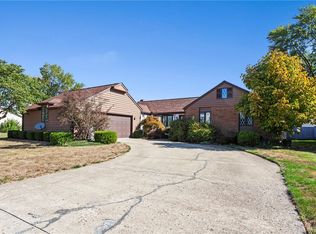 1612 Westgate Ln, Mattoon, IL 61938