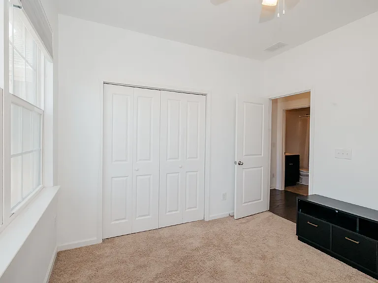 7798 High Maple Cir — Photo 3