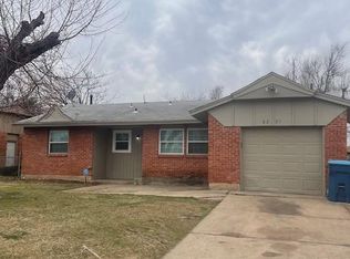 1221 McGregor Dr, Midwest City, OK 73130