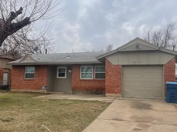 1221 McGregor Dr, Midwest City, OK 73130