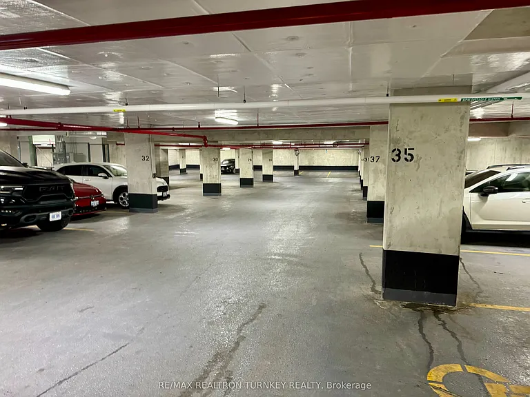 185 Deerfield Rd #18 — Photo 40