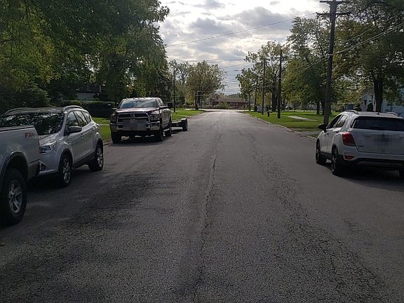 5th image of 15006 Perry Ave