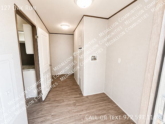 5th image of 127 Oak Run