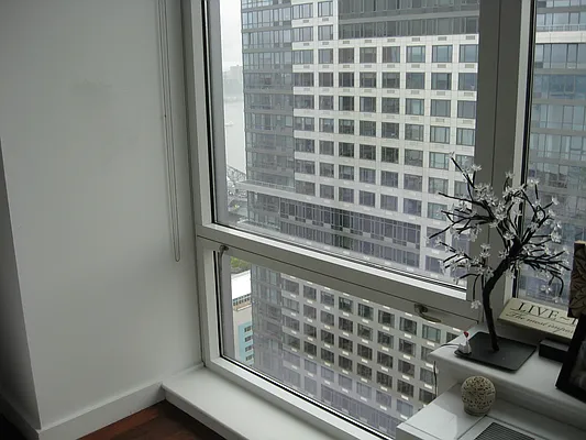 Rented by NY Living Solutions | media 5