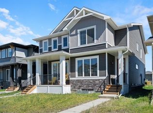 118 S Sora Gdns SE, Calgary, AB T3S 0L7