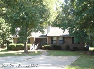 1521 Flippen Rd, Stockbridge, GA 30281