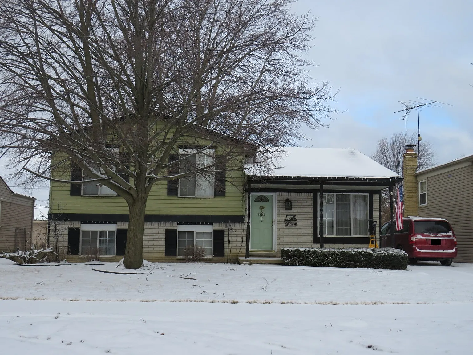 34349 Rhode Is photo 1