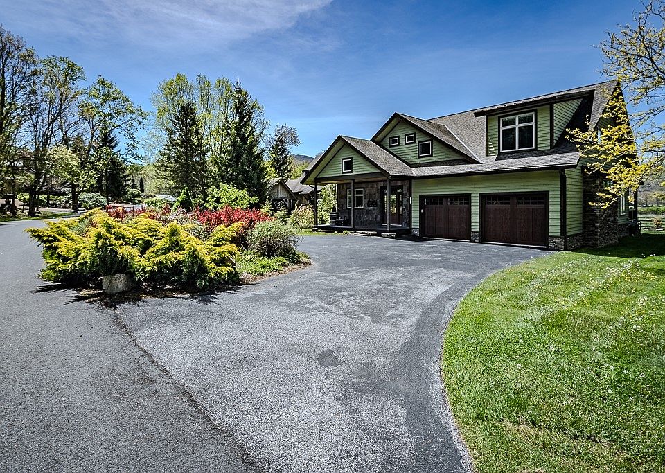 1st image of 214 Pasture Lane