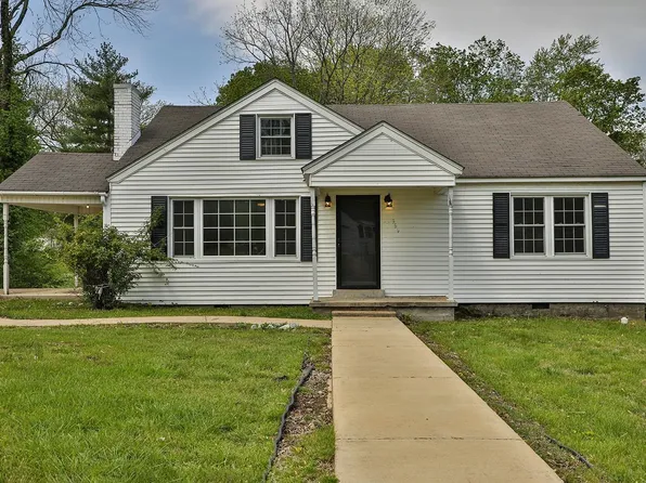 356 S Cedar St, Dresden, TN 38225