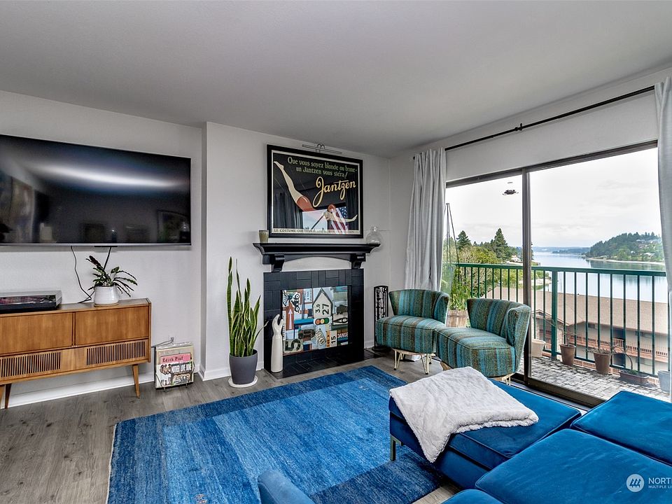 1st image of 1602 Naval Avenue #33