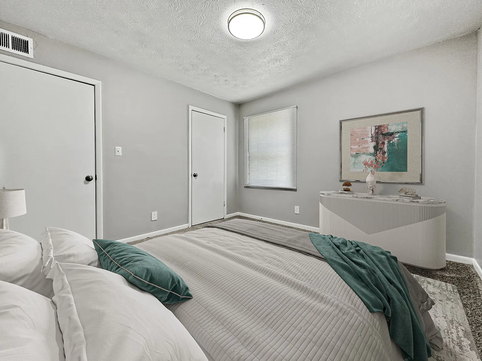Cascade Oaks Apartments — Photo 4