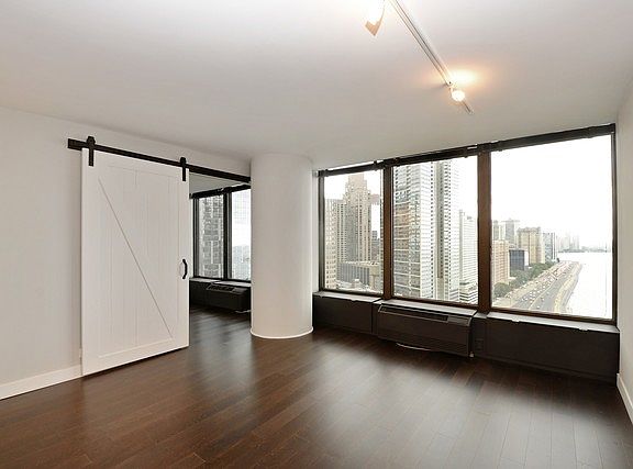 2nd image of 505 N Lake Shore Dr APT 2217