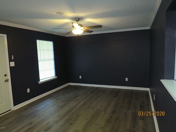 3rd image of 100 Vieux Orleans Cir APT A
