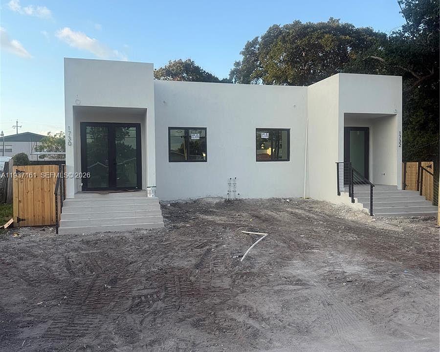 1st image of 1730 NW 16th St