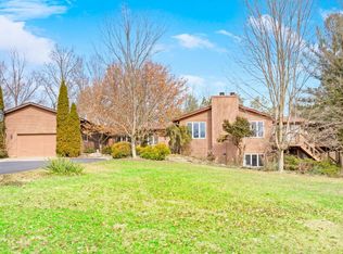 2251 Pollock Rd, Delaware, OH 43015