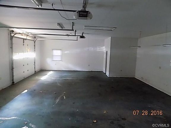 5th image of 20711 Vernetta Ln