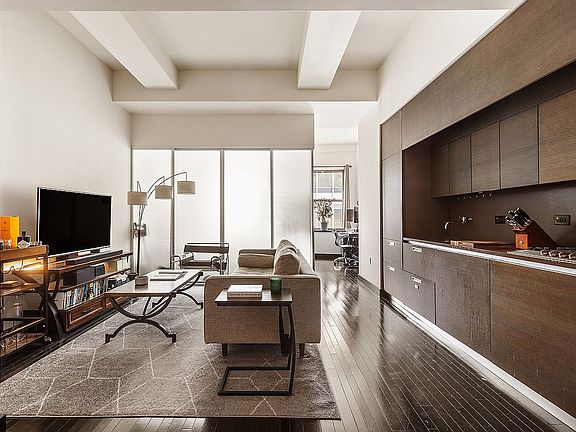 2nd image of 20 Pine St APT 2413
