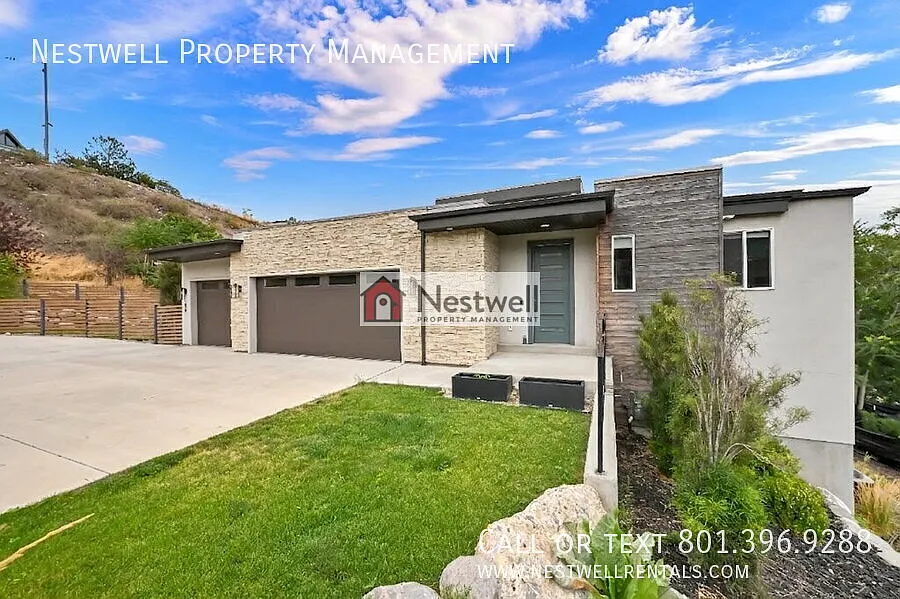 68 E Columbus Ct