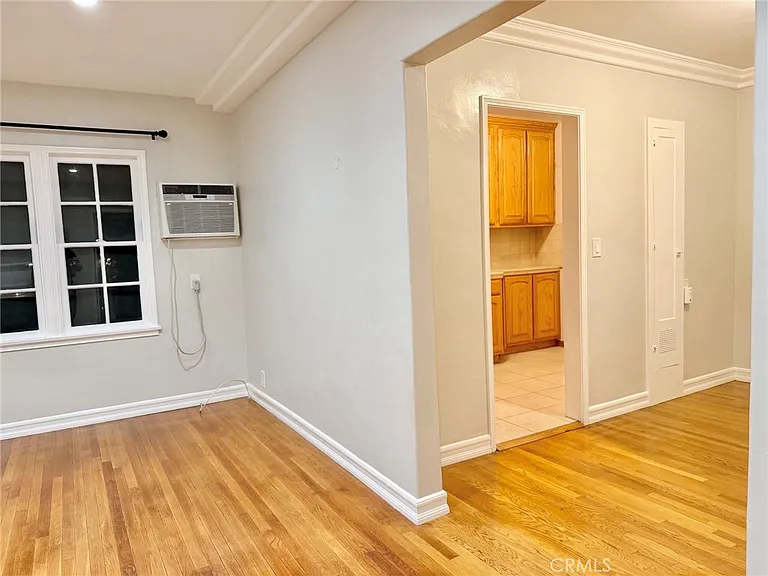 1744 Huntington Dr — Photo 16