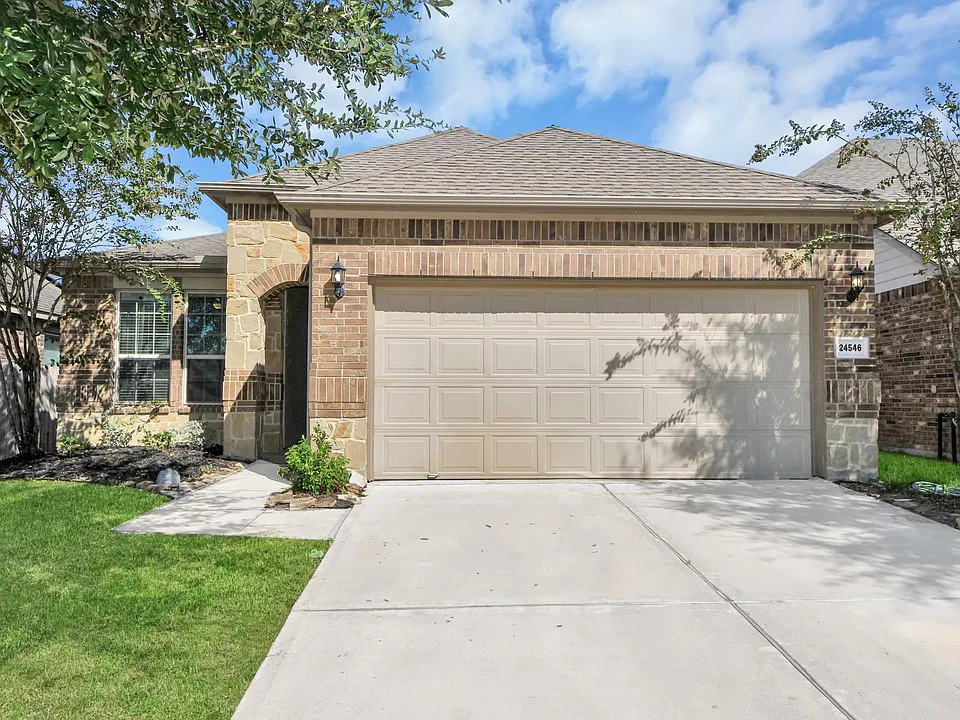 24546 Royal Pike Dr