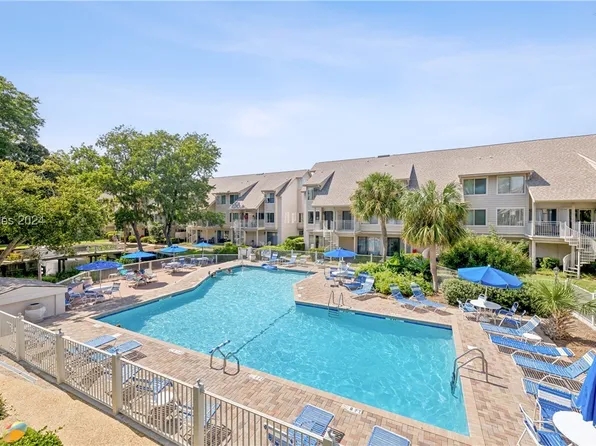 15 Deallyon Ave APT 107, Hilton Head Island, SC 29928