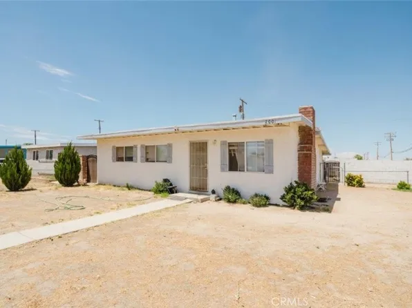 2001 Oak St, Rosamond, CA 93560