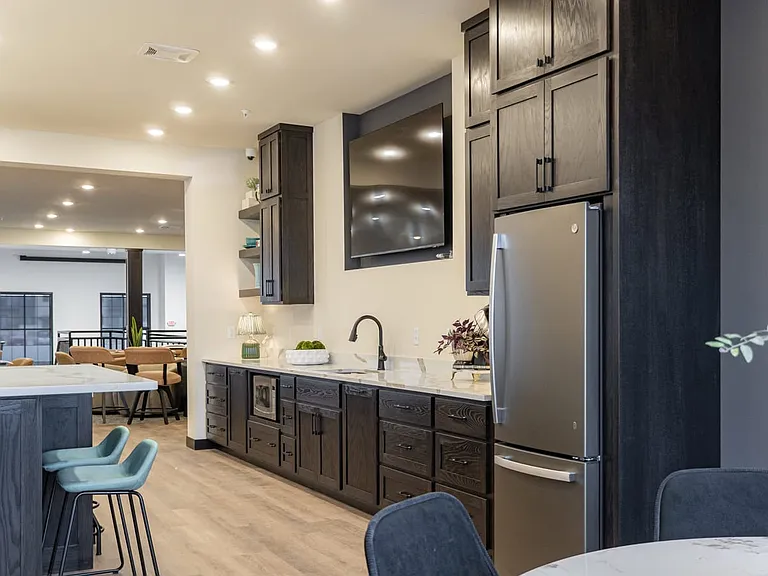 1424 Path Pl — Photo 39