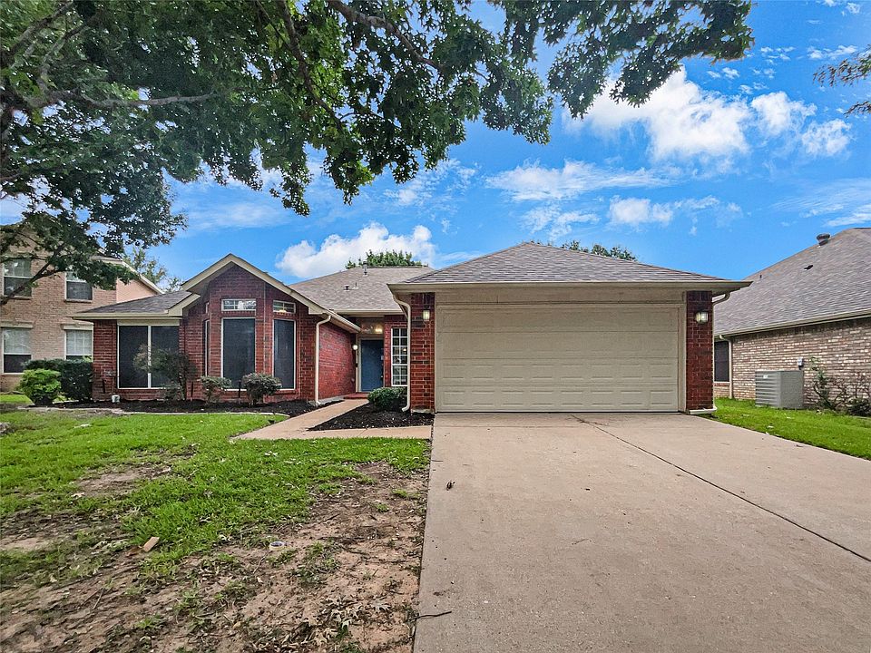 1st image of 2920 Shadow Oak Ct