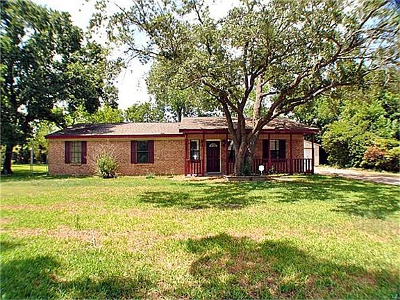 3rd image of 6913 Sharon Dr