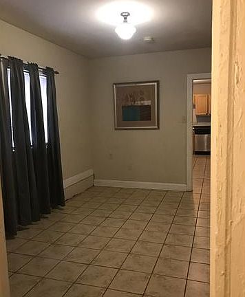 5th image of 2115 S Carrollton Ave