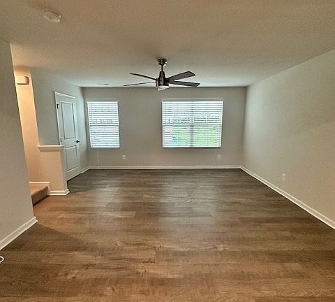 5th image of 1001 Wickersham Way #1