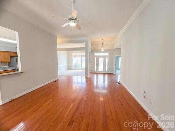 5th image of 7700 Sedgebrook Dr E