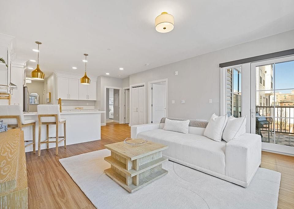 1st image of 99 Foundry Place #102