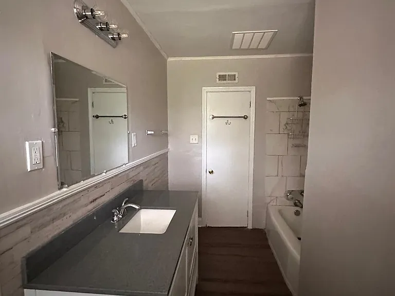 3614 Bridlewood Dr — Photo 24