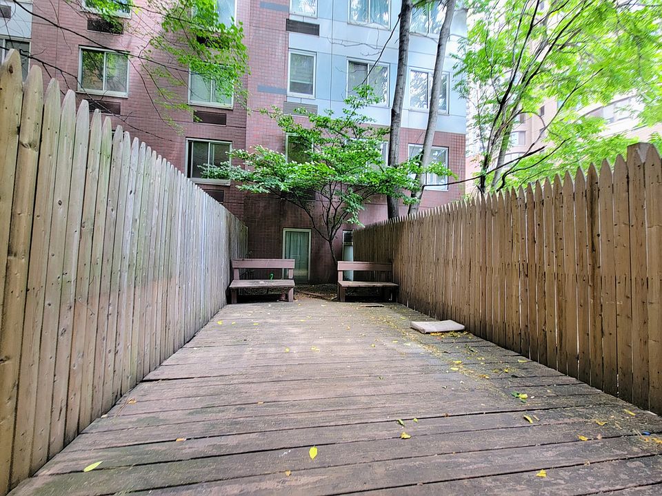 1st image of 309 E 37th St #1P