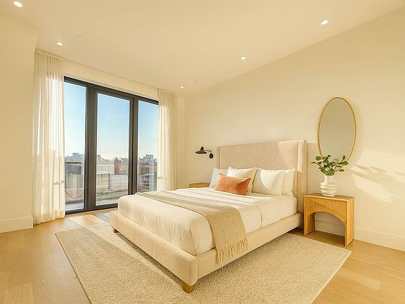 2nd image of 155 Smith St #2B