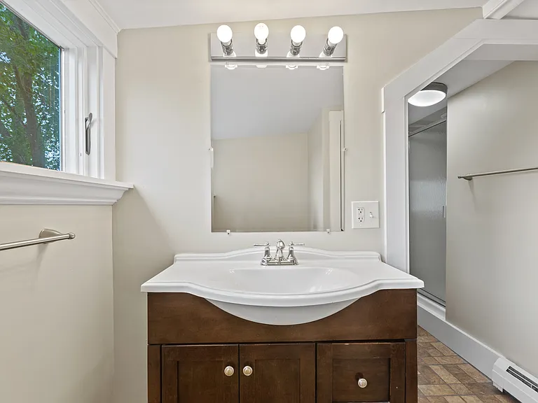 65 Hale St #2 — Photo 28
