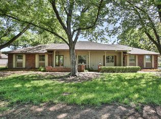 11528 W Valley Hi Dr, Wichita, KS 67209