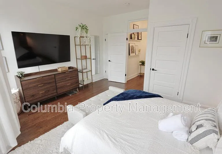 11 Q St NE — Photo 26
