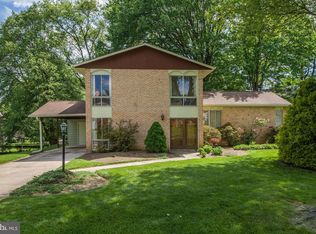 611 Chichester Ln, Silver Spring, MD 20904