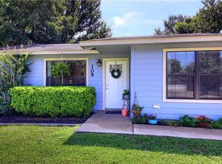 109 W Maunalua Dr, Bastrop, TX 78602