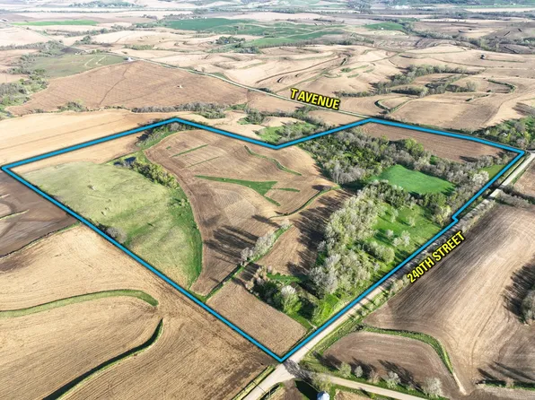 2945 240th St, Dow City, IA 51528