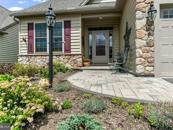 614 Greenbriar Path, Cochranville, PA 19330