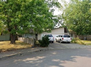 232 S 35th St, Springfield, OR 97478