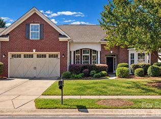8720 Artesa Mill Ln, Charlotte, NC 28214