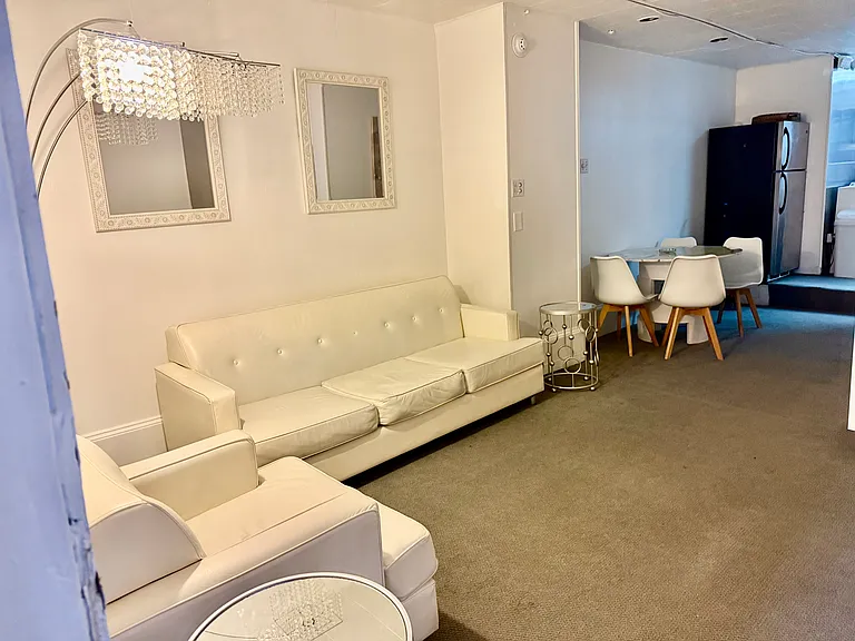 1545 W Passyunk Ave #1 — Photo 5