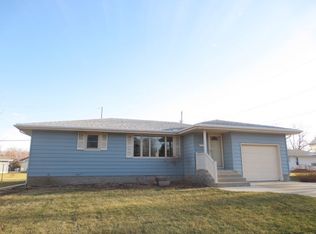1837 28th St, Columbus, NE 68601