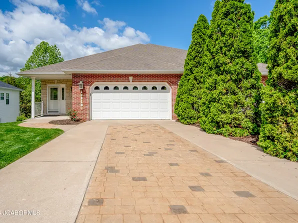 1861 Cedar Ridge Rd, Jefferson City, MO 65109