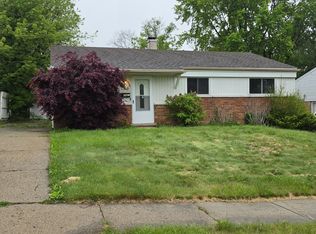 188 Vernon Dr, Pontiac, MI 48342